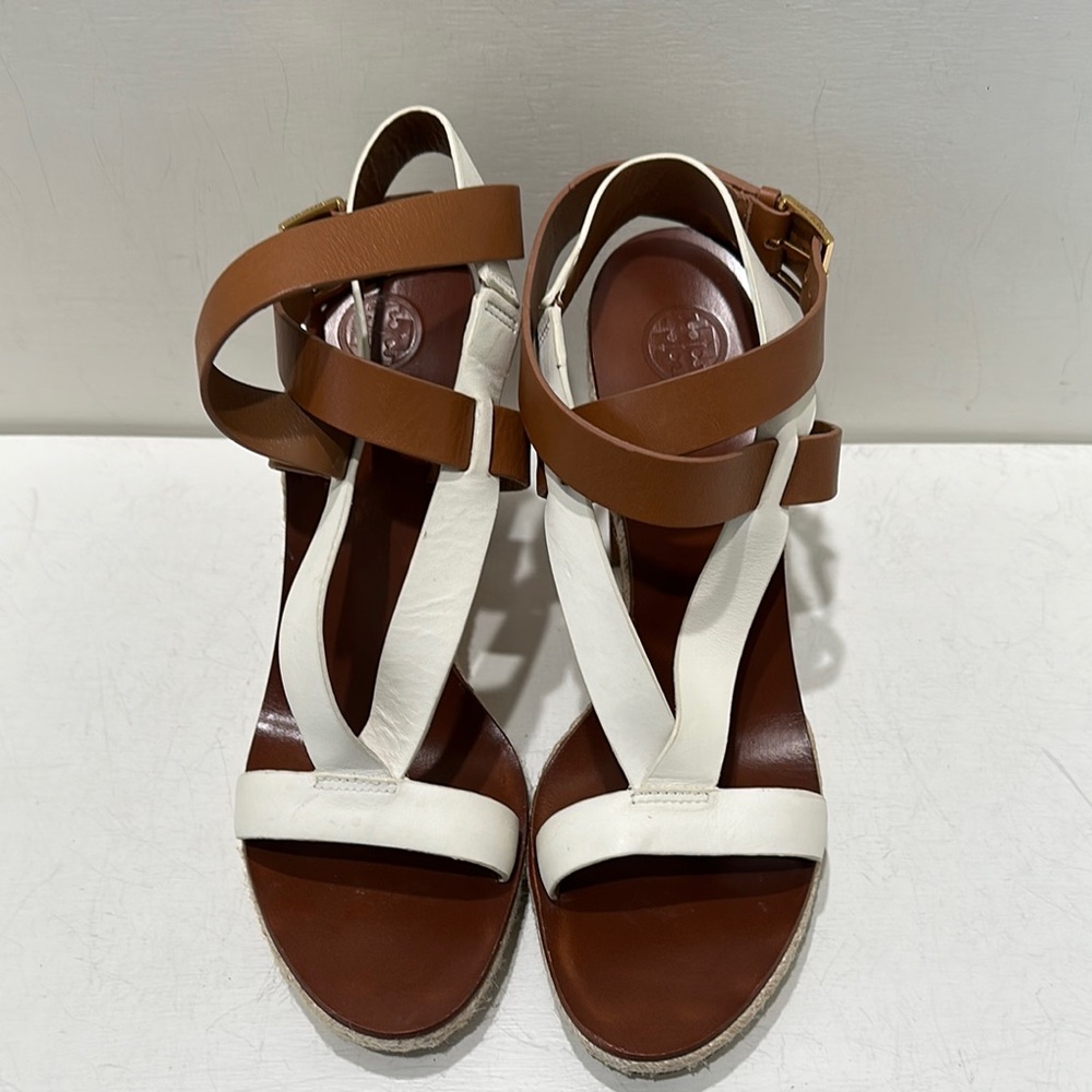 TORY BURCH “Marbella” Ivory/ Tan Leather Strappy Block Heeled Sandals
